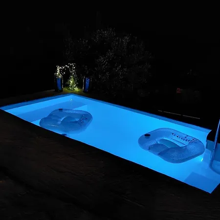 Conibianchi Trulli & Yurtart House