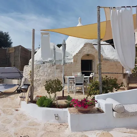 Conibianchi Trulli & Yurtart House Holiday home *